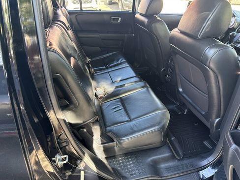 Used 2015 Honda Pilot Touring image 17