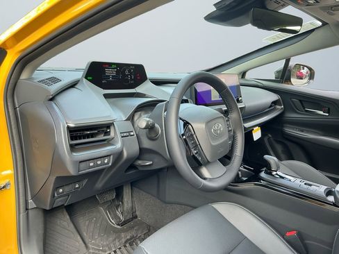 New 2026 Toyota Prius Plug-In Hybrid image 10
