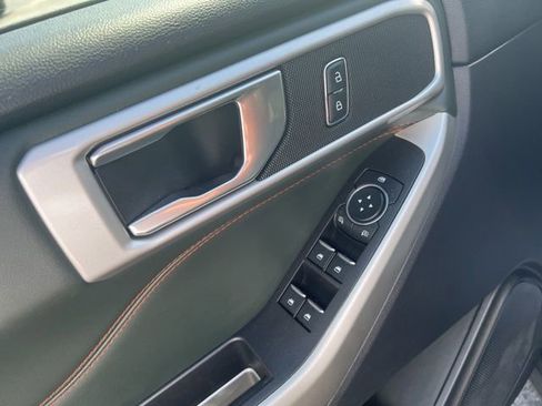 Used 2022 Ford Explorer Timberline AWD/4WD image 9