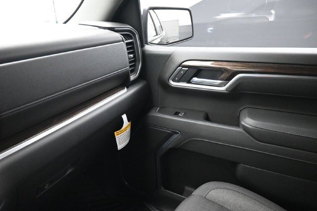 Used 2026 Chevrolet Silverado 1500 LT w/ Texas Edition Plus RWD image 9