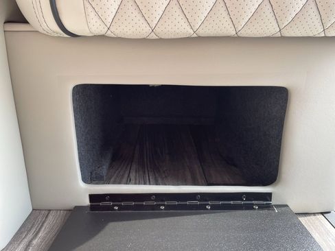 Used 2024 Mercedes-Benz Sprinter 3500 image 46