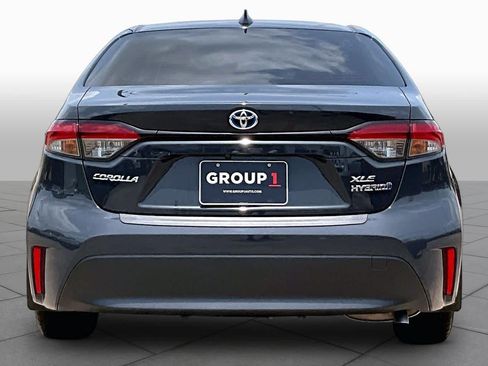 Used 2024 Toyota Corolla XLE FWD image 5