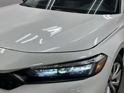Used 2025 Honda Civic LX image 31