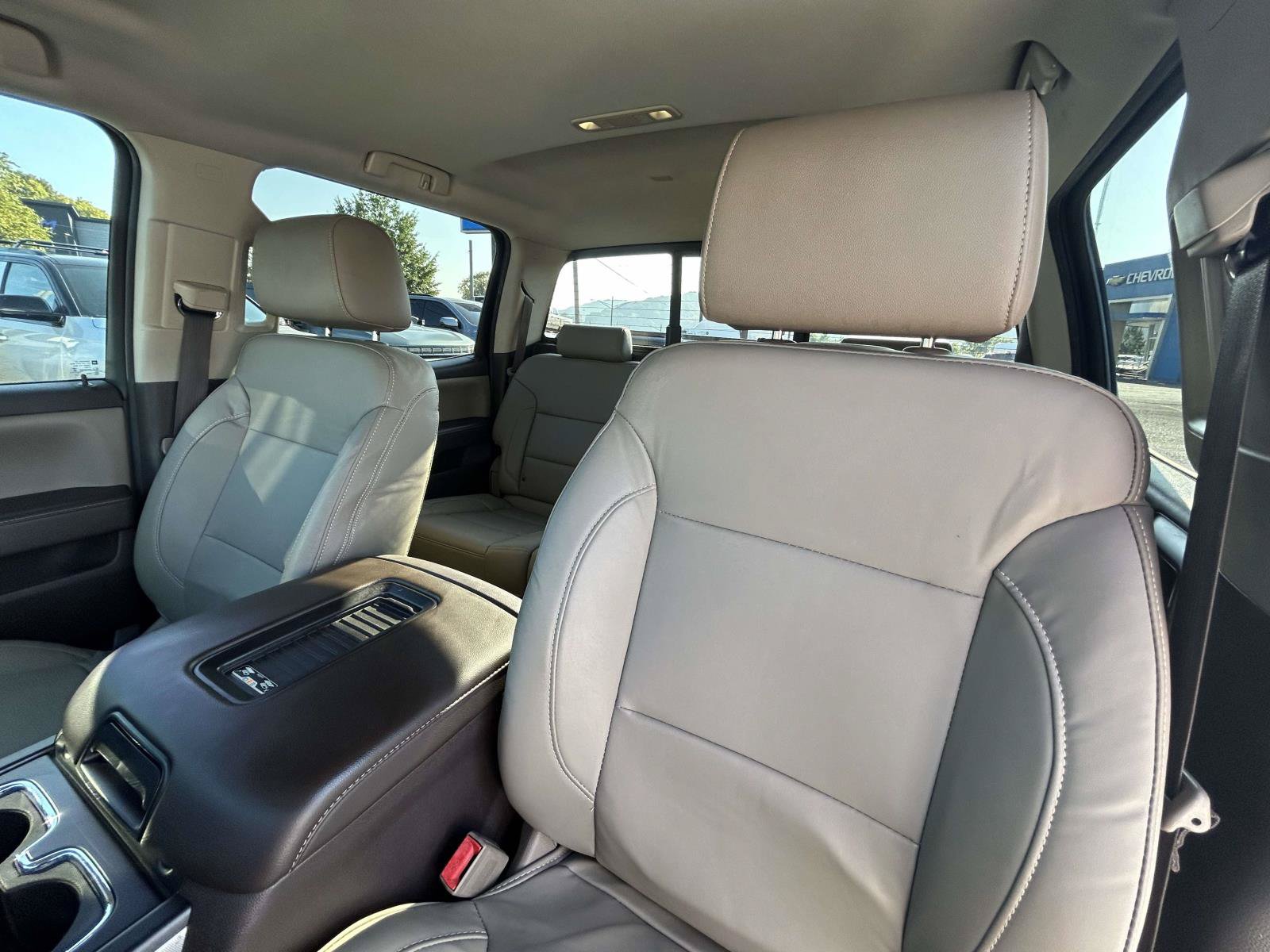 Used 2018 Chevrolet Silverado 1500 LTZ Z71 AWD/4WD image 19