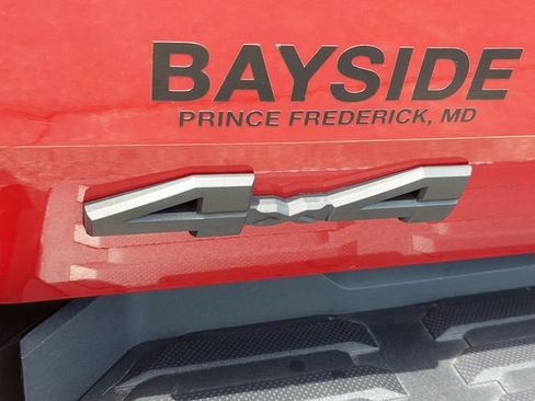 Used 2025 Toyota Tundra Limited AWD/4WD image 43