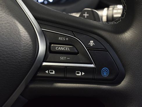 Certified 2025 INFINITI QX55 Essential image 19