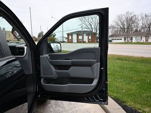 Used 2023 Ford F150 XLT image 18
