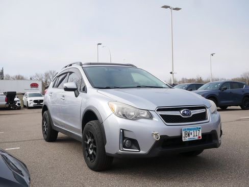 Used 2016 Subaru Crosstrek 2.0i Limited image 1