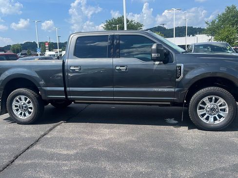 Used 2020 Ford F350 Limited AWD/4WD image 3