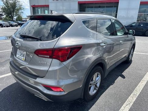 Used 2017 Hyundai Santa Fe Sport w/ 2.4L Tech Package 04 FWD image 5