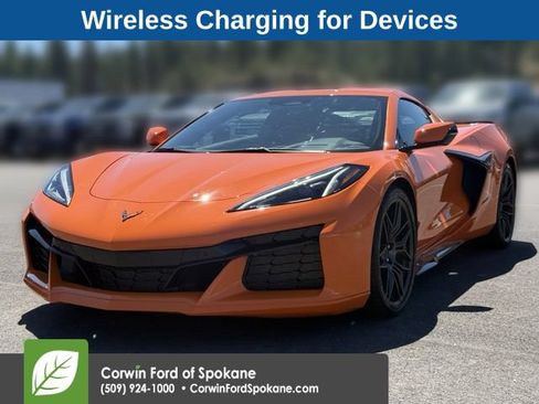 Used 2024 Chevrolet Corvette Z06 RWD image 5