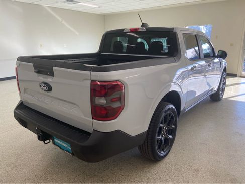 New 2026 Ford Maverick Lariat w/ Black Appearance Package image 5