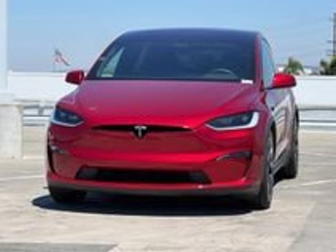 Used 2023 Tesla Model X AWD/4WD image 4