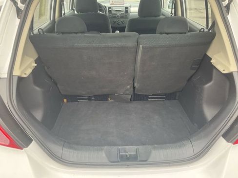 Used 2010 Nissan Versa 1.8 S image 29