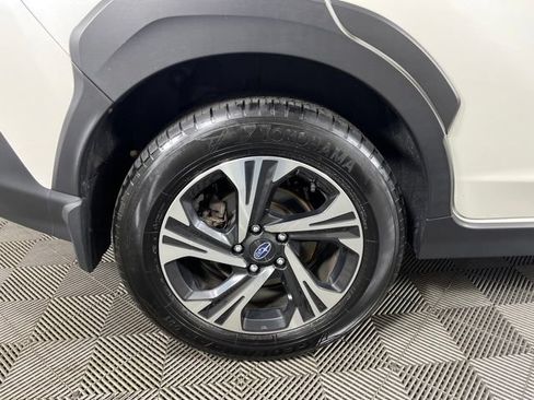 Used 2024 Subaru Crosstrek 2.0i Premium AWD/4WD image 12