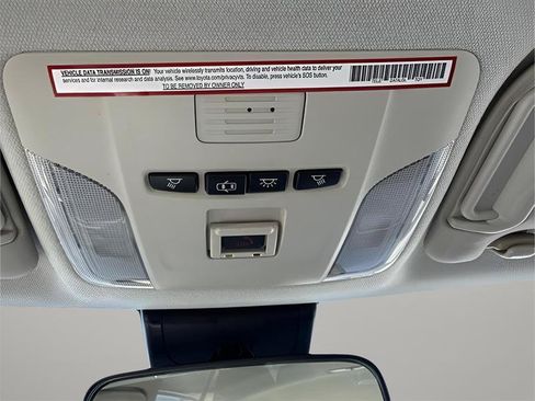 Used 2021 Toyota Corolla LE FWD image 46