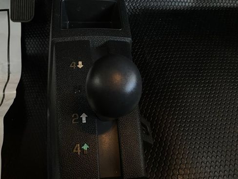 Used 2010 Chevrolet Silverado 2500 W/T image 26