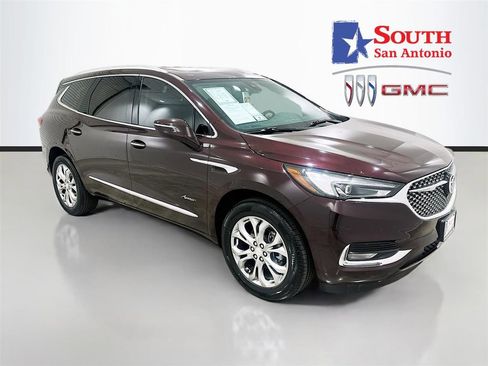 Used 2021 Buick Enclave Avenir w/ Avenir Technology Package FWD image 1