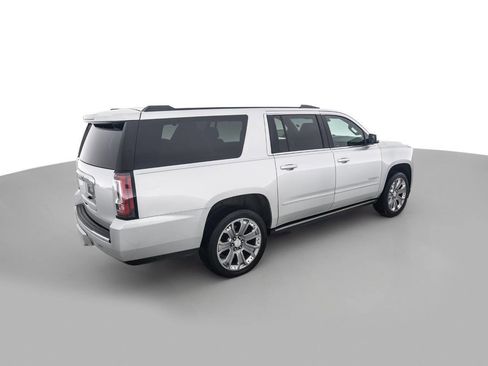 Used 2016 GMC Yukon XL Denali w/ Open Road Package image 5