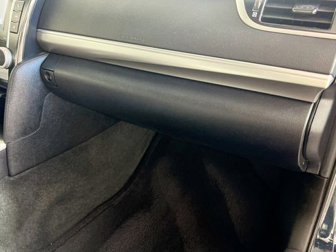 Used 2012 Toyota Camry SE image 34