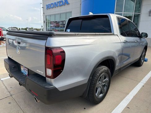 Used 2023 Honda Ridgeline RTL-E image 3
