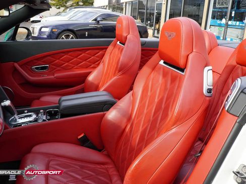 Used 2015 Bentley Continental GT V8 S image 19