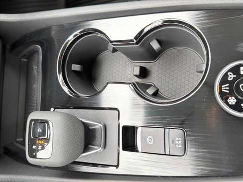 New 2026 Nissan Rogue SV AWD/4WD image 9