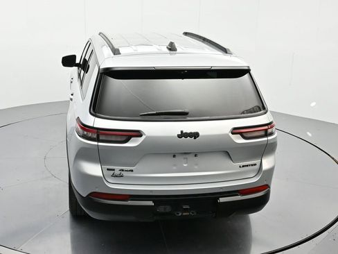 Used 2023 Jeep Grand Cherokee L Limited w/ Luxury Tech Group II image 32