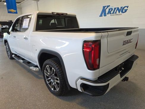 Used 2020 GMC Sierra 1500 Denali w/ Denali Ultimate Package AWD/4WD image 3