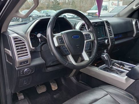 Used 2016 Ford F150 Lariat w/ Equipment Group 502A Luxury image 9