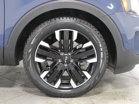 Used 2024 Kia Telluride SX Prestige image 12