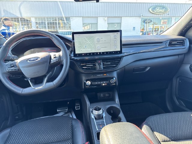 Used 2024 Ford Escape ST-Line w/ Tech Pack #1 AWD/4WD image 13