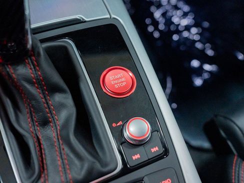 Used 2017 Audi A6 3.0T Competition Prestige w/ Driver Assistance Package image 39