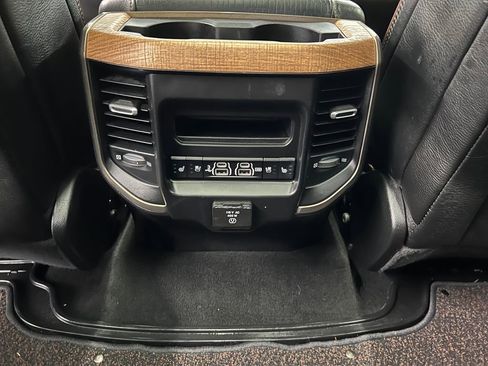 Used 2020 RAM 1500 Limited image 29