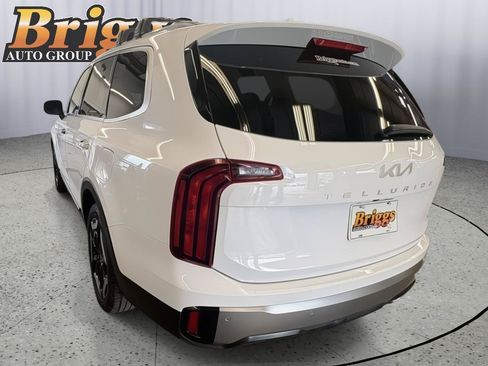 Used 2025 Kia Telluride S AWD/4WD image 7