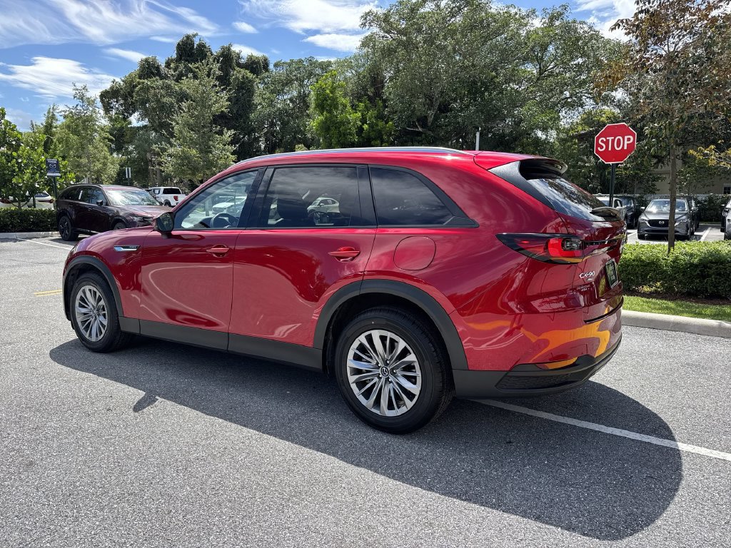 Certified 2024 MAZDA CX-90 Plug-In Hybrid w/ Preferred AWD/4WD image 12