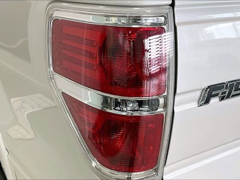 Used 2014 Ford F150 Limited image 30