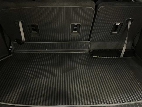 Used 2026 Chevrolet Traverse LT w/ LPO, Floor Liner Package AWD/4WD image 16