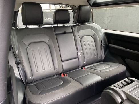 Used 2021 Land Rover Defender 90 First Edition AWD/4WD image 17