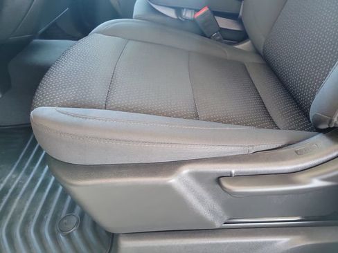 Certified 2025 Chevrolet Silverado 2500 Custom AWD/4WD image 19