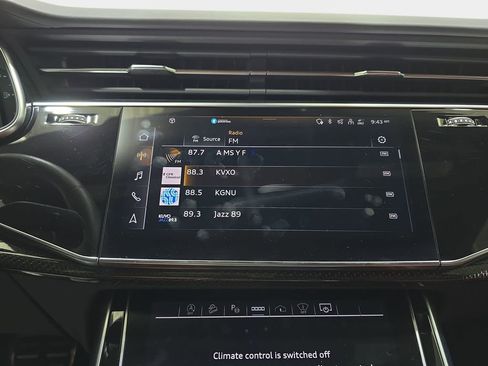 Used 2023 Audi SQ8 Prestige AWD/4WD image 24