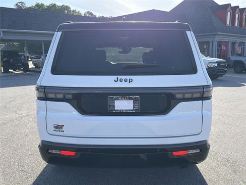 New 2026 Jeep Grand Wagoneer 4WD image 5