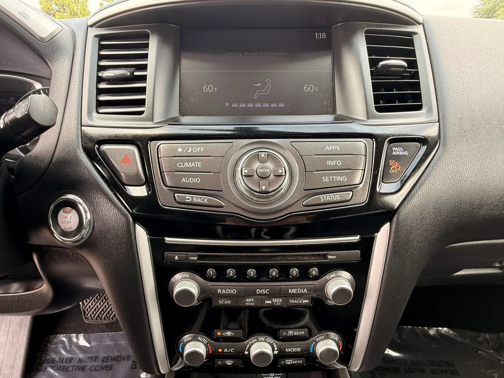 Used 2018 Nissan Pathfinder SV AWD/4WD image 27