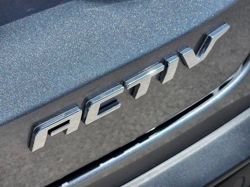 New 2026 Chevrolet Trax ACTIV w/ Sunroof Package FWD image 7