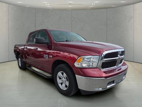 Used 2021 RAM 1500 Classic SLT AWD/4WD image 13