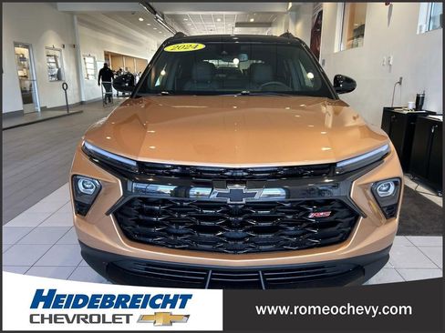 Used 2024 Chevrolet TrailBlazer RS w/ Convenience Package image 38