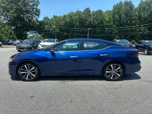 Used 2021 Nissan Maxima 3.5 SV w/ Floor Mat Group FWD image 4