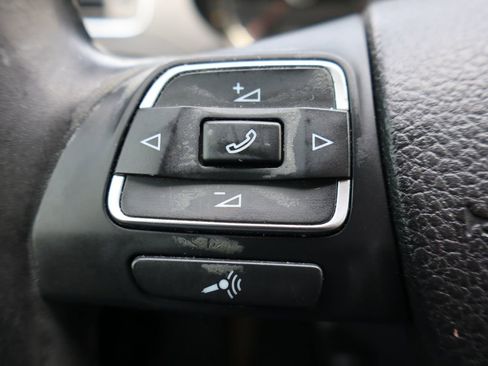 Used 2012 Volkswagen Jetta SEL image 30