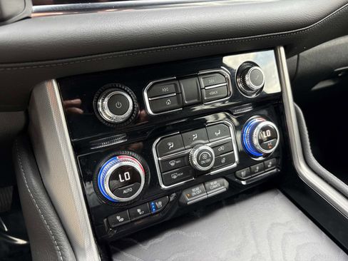 Certified 2024 GMC Yukon Denali w/ Advanced Technology Package AWD/4WD image 25