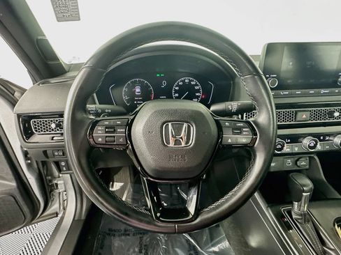 Used 2023 Honda Civic Sport image 12